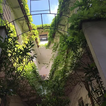 Casa Ad-ella